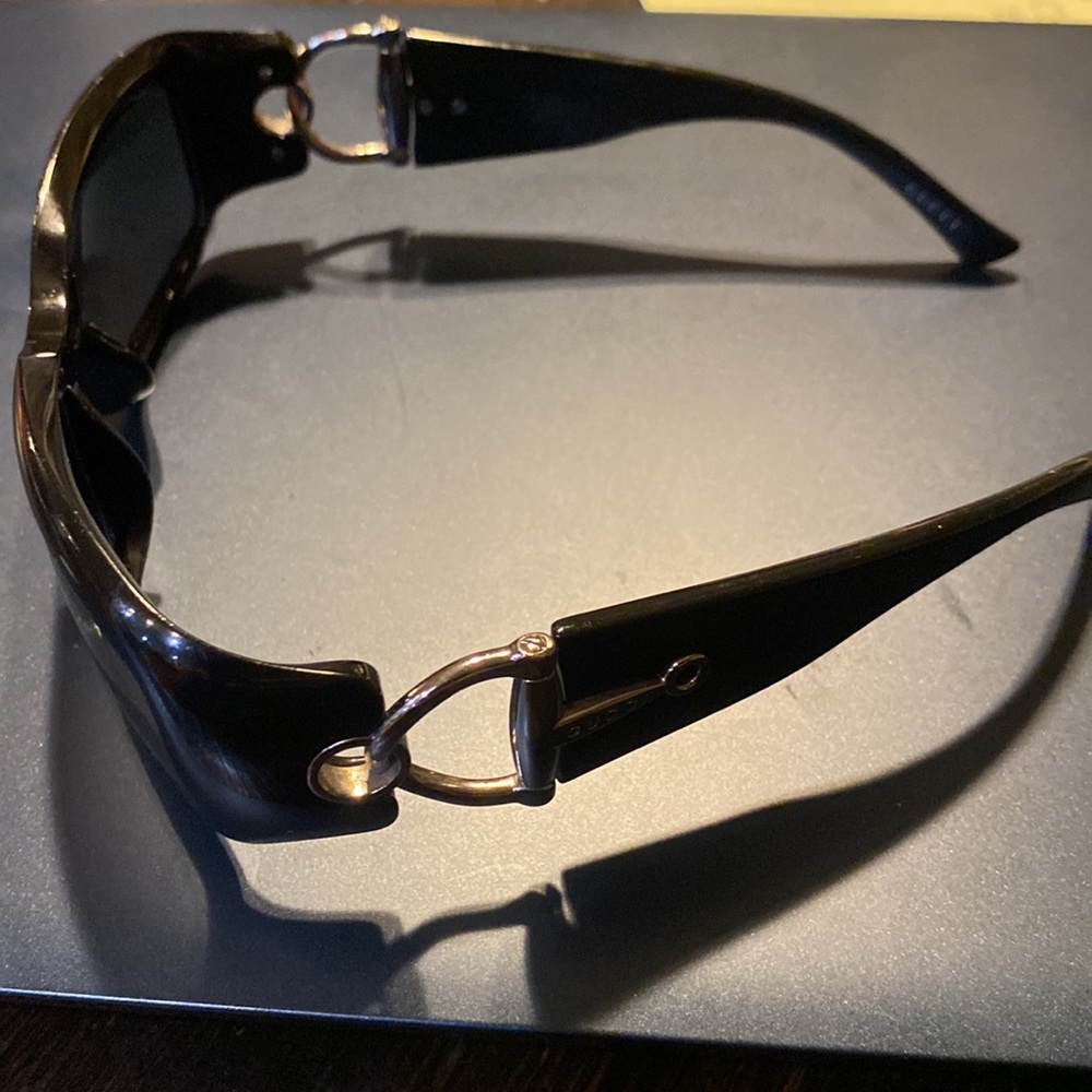 Authentic Gucci eyeglass frames - Picture 2 of 8